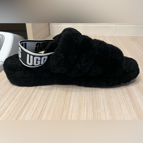 UGG Fluff Yeah Slides - Picture 3 of 7